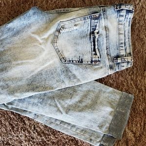 Acid wash jeans